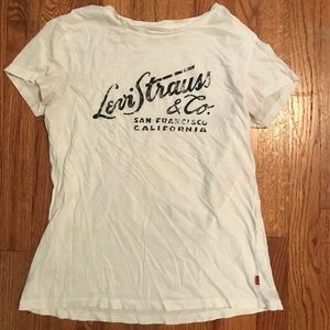 vintage levi’s tee